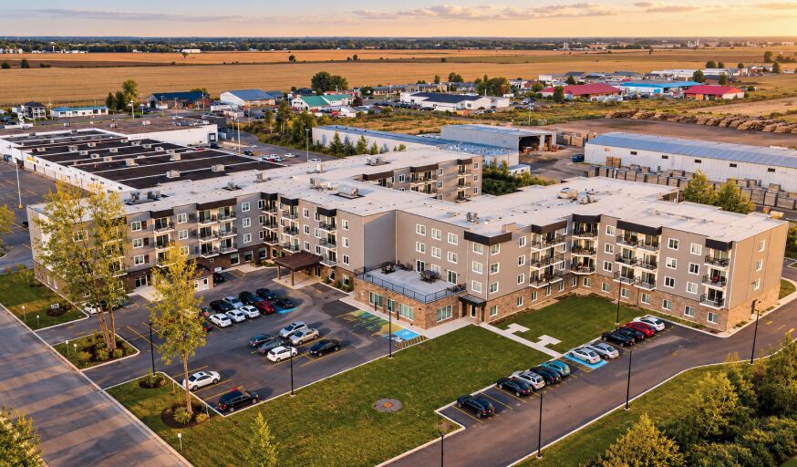Aerial view of a seniors residence in Louiseville, Quebec